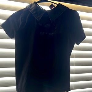 Black hot topic crop top with a star on the back of it. Is a  Xs in womens,